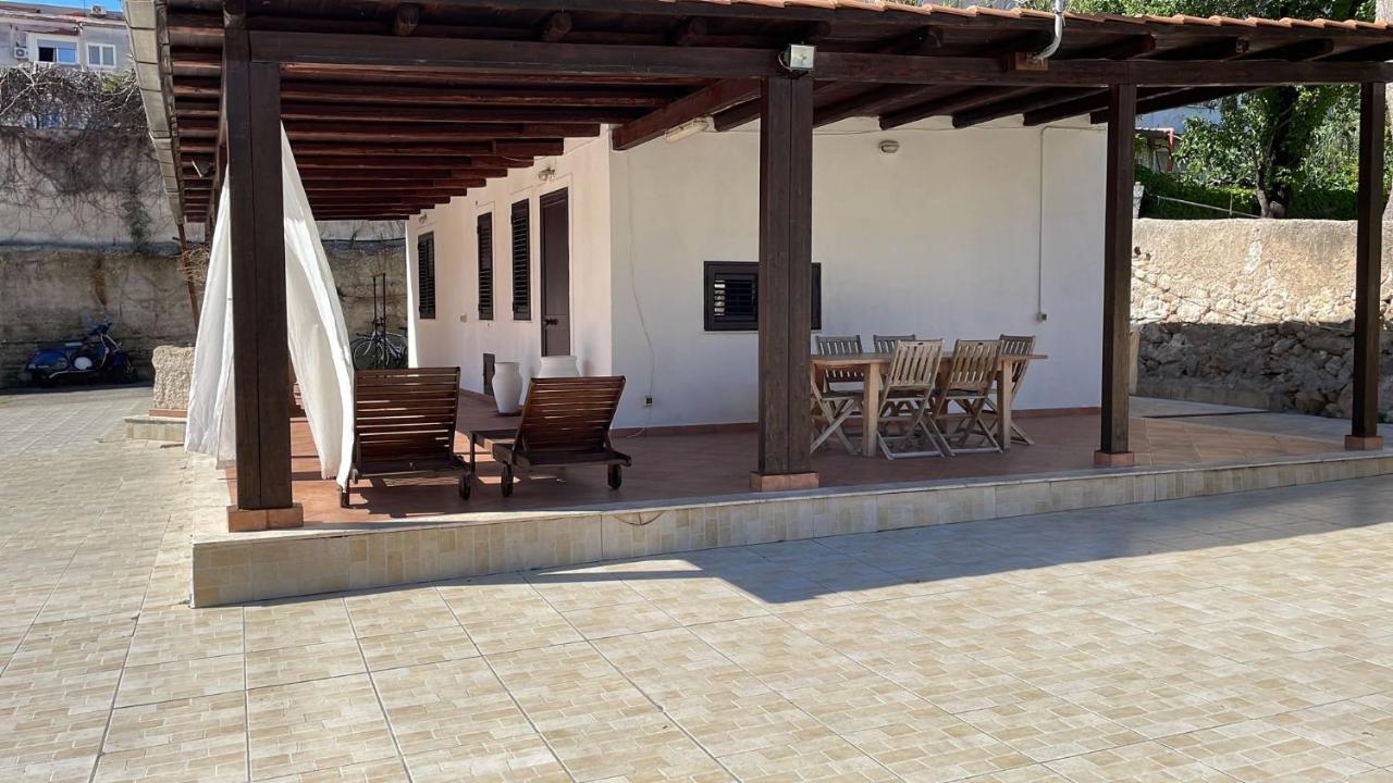 Casa Vacanza Villa Palermo Luaran gambar